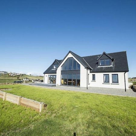 Clach Gorm Stornoway  Bagian luar foto