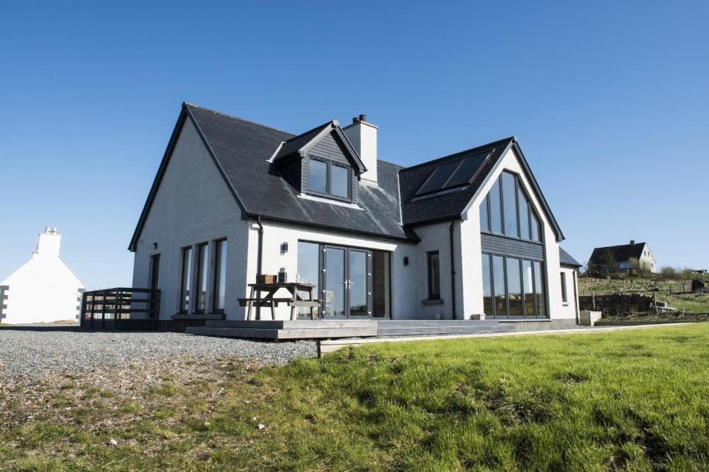 Clach Gorm Stornoway  Bagian luar foto