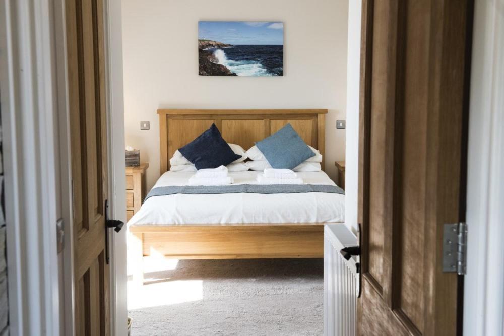 Clach Gorm Stornoway  Bagian luar foto