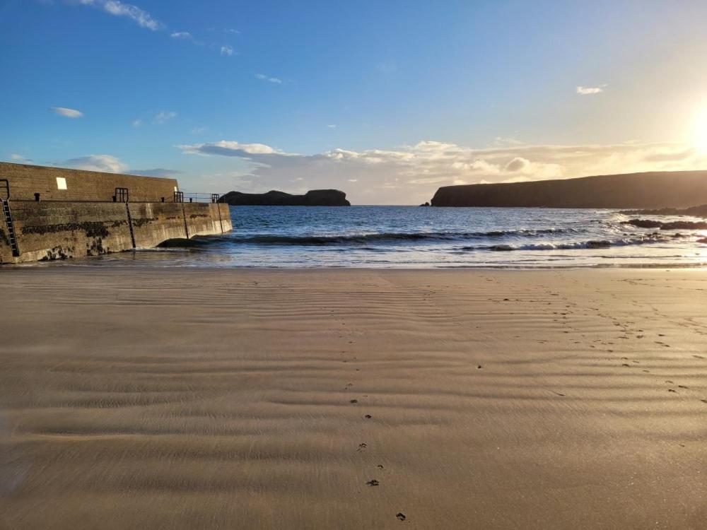 Clach Gorm Stornoway  Bagian luar foto